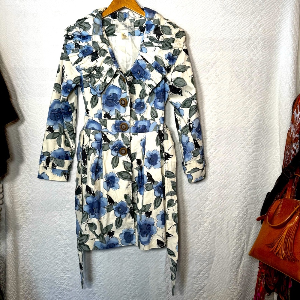 Nick & Mo Coat Jacket Blue White Floral Modern Victorian Lined Pockets Medium